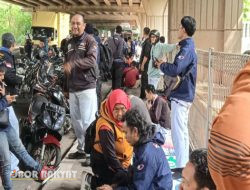 Sempat Memanas, Aliansi Buruh Kawal Pembahasan UMSK 2025 di Bekasi