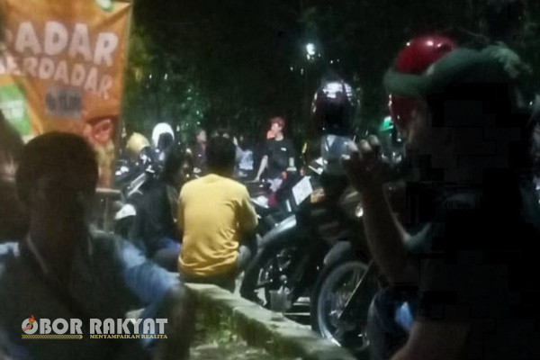 Bekasi, Obor Rakyat - Dewan Pengupahan masih belum menyepakati rekomendasi Upah Minimun Sektoral (UMSK) Kabupaten Bekasi 2025.