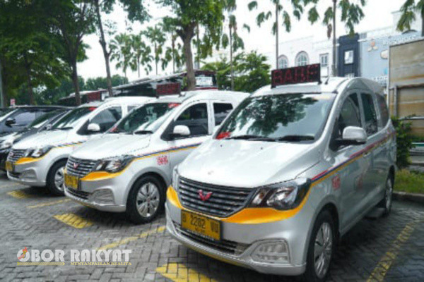 Bekasi, Obor Rakyat - Shuttle K-99 moda transportasi publik yang terintegrasi lengkap dan terjangkau kini hadir Kabupaten Bekasi.