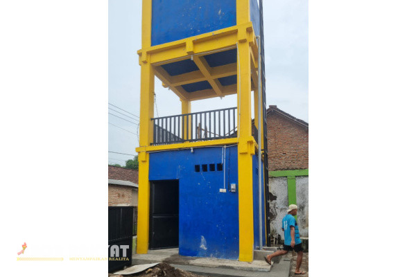 Bondowoso, Obor Rakyat - Proyek Sistem Penyediaan Air Minum (SPAM) Jaringan Perpipaan, di Dusun Dumas Timur, Desa Sumber Salam, Kecamatan Tenggarang baru seumur jagung tandonnya sudah bocor. Diduga kualitas pekerjaan tidak berkualitas