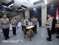 Pimpin Sertijab, Irjen Pol Sandi Tekankan Humas Fungsi Utama Polri