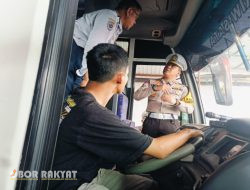 Guna Minimalisir Kecelakaan, Satlantas Polres Probolinggo Ramp Check Bus Pariwisata 