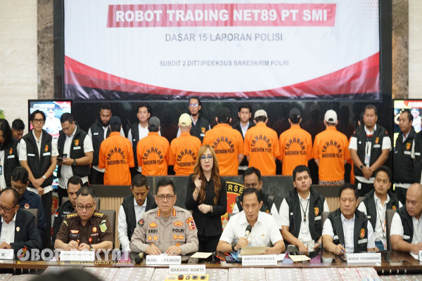 Jakarta, Obor Rakyat - Direktorat Tindak Pidana Ekonomi Khusus (Dittipideksus) Bareskrim Polri kembali menyita aset dari para tersangka penipuan dan penggelapan, serta TPPU kasus Net89. Terakhir, penyitaan telah dilakukan terhadap properti milik tersangka senilai Rp1,5 T.