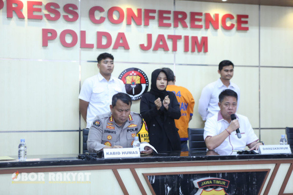 Surabaya, Obor Rakyat - Kepolisian Daerah Jawa Timur (Polda Jatim), membeberkan kronologi peristiwa pencabulan anak di bawah umur yang terjadi di sebuah rumah penampungan anak asuh di Surabaya yang dilakukan tersangka NK (60).