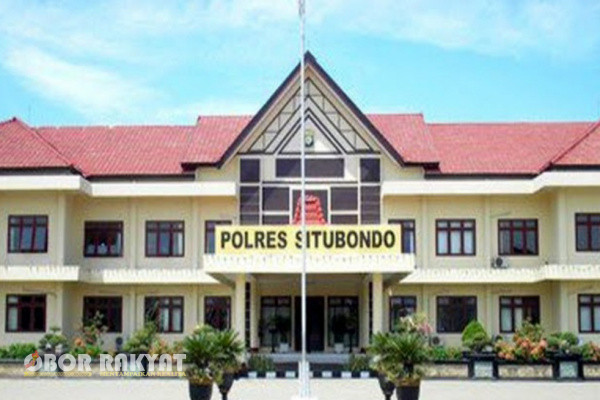 Situbondo, Obor Rakyat – Beredar luas, HF seorang Pelaksana Tugas (Plt) Kepala Desa Sumberanyar, Kecamatan Mlandingan, Kabupaten Bondowoso, Jawa Timur, dikabarkan terlibat dalam "kasus narkoba".