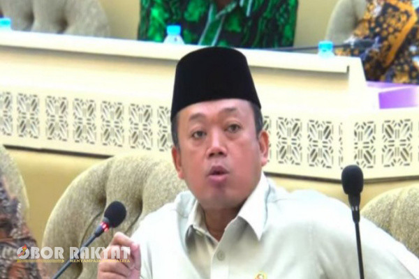 Jakarta, Obor Rakyat - Menteri ATR/BPN, Nusron Wahid buka suara terkait dugaan asal muasal yang menyebabkan kebakaran di Kementeriannya, pada Sabtu (8/2/2025) malam.