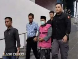 Usai Menetapkan Eks Wabup Sebagai Tersangka Kasus “Korupsi” Dana Hibah, Kini Kejari Bondowoso Tahan Oknum Ustad