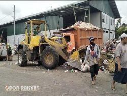 Menteri Lingkungan Hidup Tinjau TPS3R Rawa Badak Utara, Warga Harapkan Perbaikan