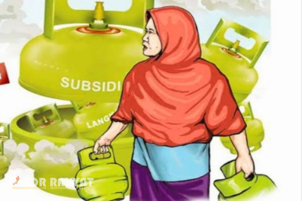 Bondowoso, Obor Rakyat - Kelangkaan dan melonjaknya harga Liquefied Petroleum Gas 3 kg di Kabupaten Bondowoso , Jawa Timur, telah menjadi keluhan utama masyarakat, terutama ibu rumah tangga (IRT).