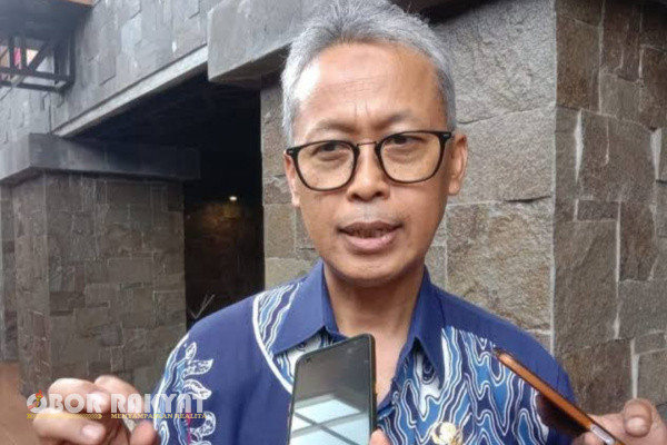 Bondowoso, Obor Rakyat – Pemerintah Kabupaten (Pemkab) Bondowoso, melalui Dinas Ketahanan Pertanian dan Ketahanan Pangan (DPKP), akan menyediakan anggaran sebesar Rp2 miliar untuk memberikan bantuan pupuk gratis kepada petani tembakau.