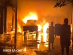Ngeri! 4 Unit Mobil di Sampang Madura Dibakar OTK