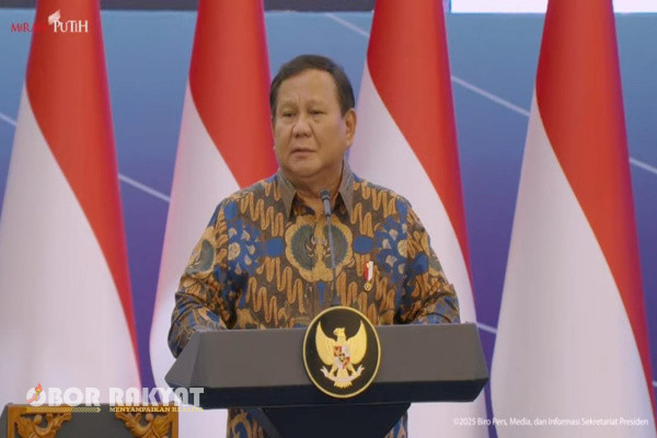 Jakarta, Obor Rakyat - Presiden Prabowo Subianto menyatakan bahwa pengamanan arus mudik dan balik Lebaran 2025 sebagai sebuah prestasi besar. Sebab, mudik berjalan lancar, aman, dan nyaman.