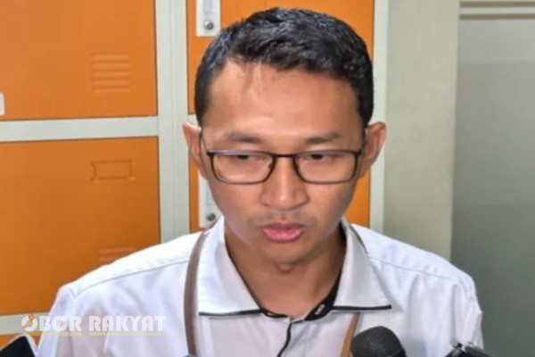 Situbondo, Obor Rakyat - Komisi Pemberantasan Korupsi (KPK) akan segera menyampaikan informasi perkembangan terbaru terkait dugaan korupsi kegiatan wawasan kebangsaan (wasbang) diduga fiktif yang direncanakan anggota DPRD Provinsi Jawa Timur di Situbondo.