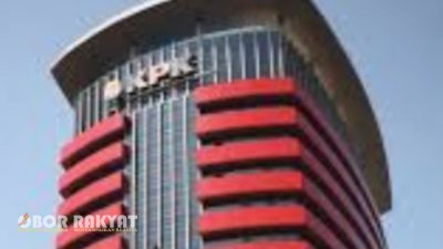 Geledah 2 Rumah Mewah di Surabaya, KPK Sita Uang Tunai dan Perhiasan Senilai Rp1 Miliar