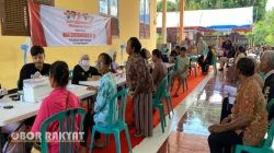 Polresta Banyuwangi Gelar Bakti Kesehatan di Wihara Dhamma Kerti
