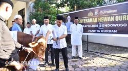 Kapolres Bondowoso Serahkan Hewan Qurban, Wujud Kepedulian di Hari Raya Idul Adha 2025