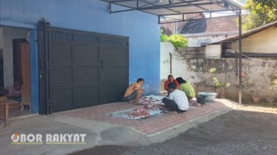 Peringati Idul Adha 1446 H, Koperasi Karya Utama Situbondo Bagikan Daging Kurban ke Warga Sekitar