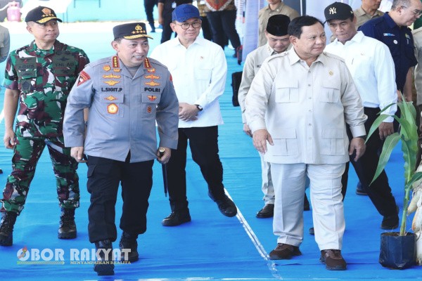 Jakarta, Obor Rakyat – Presiden Republik Indonesia, Prabowo Subianto, menyatakan rasa syukurnya atas keberhasilan panen raya jagung yang diinisiasi oleh Kepolisian Republik Indonesia (Polri).