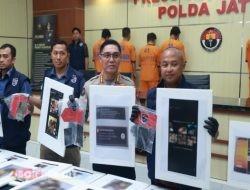Polda Jatim Bongkar Grup WhatsApp “INFO VID”, Empat Tersangka Diamankan Terkait Penyebaran Konten Pornografi dan Aktivitas Gay Online