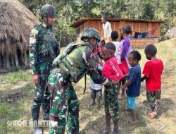 Satgas Yonif 521/DY Laksanakan Anjangsana di Distrik Welesi, Pererat Hubungan TNI dan Masyarakat
