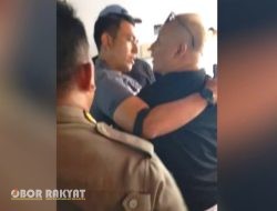 Wartawan Didorong dan Ditantang Duel di Pendopo Sidoarjo, Oknum Pengawal Wabup Diduga Pelaku
