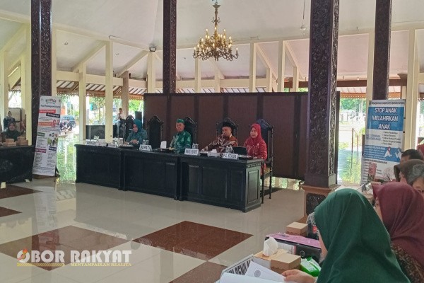 Bondowoso, Obor Rakyat - Kabupaten Bondowoso kembali menorehkan prestasi membanggakan di tingkat provinsi dengan masuk sebagai salah satu dari lima besar nominator PPA Award 2025 (Penilaian Kinerja Pencegahan dan Penanganan Perkawinan Anak) yang diselenggarakan oleh Pemerintah Provinsi (Pemprov) Jawa Timur.