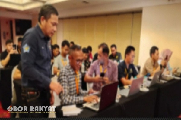 Jakarta, Obor Rakyat – Divisi Humas Polri bekerja sama dengan Human Capital Professional (HCP) menggelar Pelatihan Penulisan Berita dan Artikel yang berfokus pada pemanfaatan teknologi kecerdasan buatan (Artificial Intelligence/AI) untuk meningkatkan kualitas komunikasi publik.