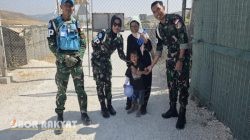Satgas SEMPU XXV-Q Tunjukkan Soft Power, Bantu Warga Lebanon yang Terluka