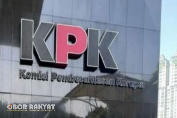 Jakarta, Obor Rakyat – Komisi Pemberantasan Korupsi (KPK) memanggil Gubernur Jawa Timur, Khofifah Indar Parawansa, untuk menjalani pemeriksaan sebagai saksi dalam perkara dugaan tindak pidana korupsi (TPK) pengurusan dana hibah untuk kelompok masyarakat (Pokmas) dari APBD Jawa Timur tahun anggaran 2021–2022.