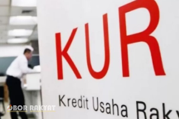 Situbondo, Obor Rakyat – Dugaan tindak pidana korupsi kembali mencoreng dunia perbankan. Seorang oknum pegawai Bank Rakyat Indonesia (BRI) Cabang Situbondo diduga kuat melakukan manipulasi dalam penyaluran Kredit Usaha Rakyat (KUR) yang ditujukan untuk pelaku Usaha Mikro, Kecil, dan Menengah (UMKM).