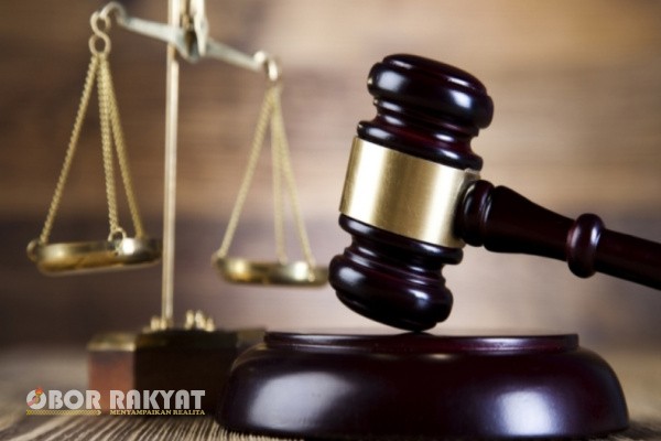 Jember, Obor Rakyat – Pengadilan Negeri (PN) Jember menjatuhkan vonis terhadap tiga terdakwa kasus tambang emas ilegal di Dusun Gumukrase, Desa Kemuningsari Kidul, Kecamatan Jenggawah, Kabupaten Jember.