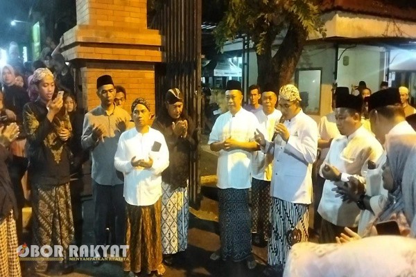 Bondowoso, Obor Rakyat – Semarak peringatan Tahun Baru Islam 1 Muharram 1447 Hijriah di Kabupaten Bondowoso diwarnai dengan gelaran Pawai Obor Berkah yang menjadi bagian dari rangkaian Festival Mahram 2025.