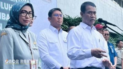 Mentan Andi Amran Sulaiman Ancam Tutup Kios Pupuk Nakal yang Jual di Atas HET