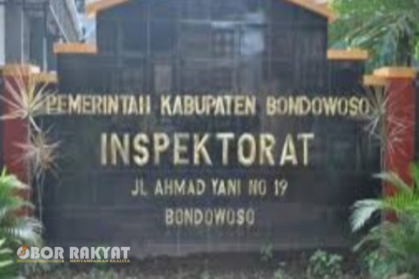 Bondowoso, Obor Rakyat – Dugaan perselingkuhan yang melibatkan dua oknum Pegawai Pemerintah dengan Perjanjian Kerja (P3K) di tubuh Satuan Polisi Pamong Praja dan Pemadam Kebakaran (Satpol PP dan Damkar) Bondowoso, yakni AND (sudah beristri) dan LA (single), menjadi sorotan publik. Meski kasus ini dinilai mencoreng etika dan disiplin aparatur, keduanya hanya mendapatkan sanksi berupa teguran atau pembinaan dari atasan langsung.