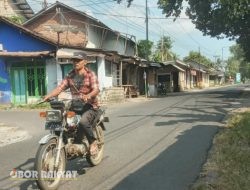 Bangunan di Bibir Jalan Desa Kapuran Bondowoso Picu Kecelakaan, Status Lahan Masih Simpang Siur