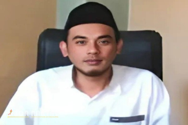 Bondowoso, Obor Rakyat – Maraknya kepala desa (Kades) di Bondowoso yang tersandung masalah hukum dalam dua tahun terakhir mendapat sorotan tajam dari Komisi I DPRD Kabupaten Bondowoso. Anggota Fraksi PPP, Ahmadi, menilai lemahnya pengawasan dan pembinaan dari perangkat daerah, khususnya para camat, menjadi salah satu akar persoalan.
