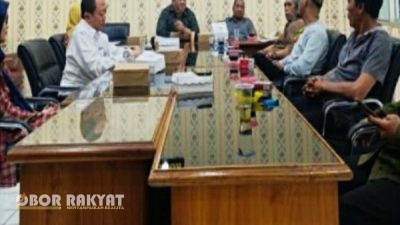 Daya Serap Anggaran 2025 Rendah, Aktivis Geruduk Kantor DPRD Situbondo