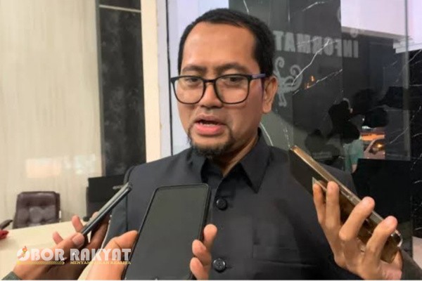 Bondowoso, Obor Rakyat — Pemerintah Kabupaten (Pemkab) Bondowoso menegaskan komitmennya dalam memperbaiki kinerja Perusahaan Daerah Air Minum (PDAM).