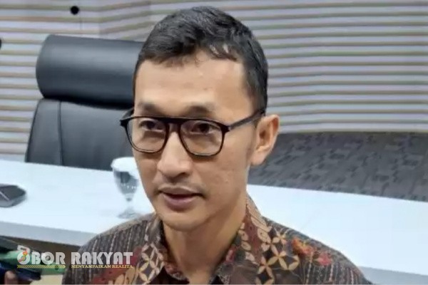 Jakarta, Obor Rakyat – Komisi Pemberantasan Korupsi (KPK) terus mendalami kasus dugaan korupsi pengelolaan dana hibah kelompok masyarakat (pokmas) di lingkungan Pemerintah Provinsi Jawa Timur (Pemprov Jatim) tahun anggaran 2021–2022. Sebanyak 10 orang saksi telah diperiksa penyidik.