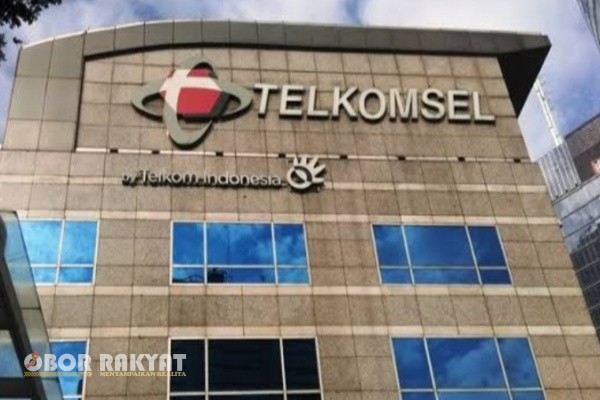 Jakarta, Obor Rakyat — Kementerian Komunikasi dan Digital (Kemenkomdigi) tengah menyiapkan aturan terkait pembatasan maksimal tiga kartu SIM prabayar yang terdaftar berdasarkan satu Nomor Induk Kependudukan (NIK).