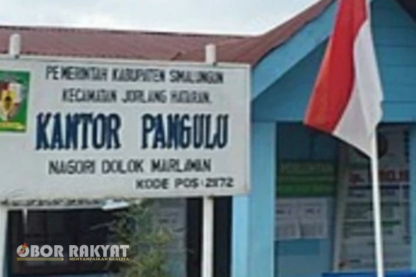 Simalungun, Obor Rakyat – Penyelenggaraan kegiatan Pos Pelayanan Terpadu (Posyandu) di Nagori Dolok Marlawan, Kecamatan Siantar, Kabupaten Simalungun, Sumatera Utara, menuai sorotan tajam dari warga. Kegiatan yang dibiayai Dana Desa (DD) Tahun Anggaran 2024 senilai Rp71.500.000 tersebut diduga kuat tidak sesuai dengan peruntukan anggaran dan terindikasi sarat praktik korupsi.