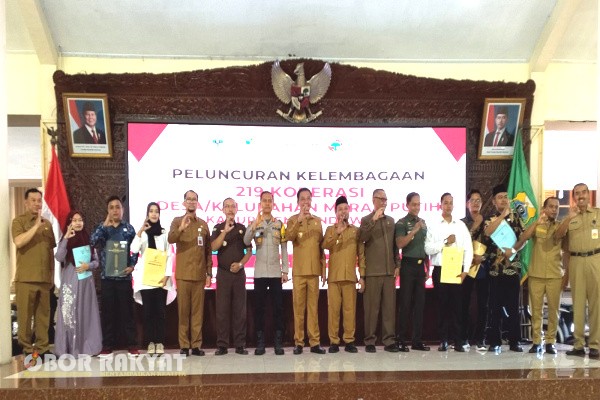 Bondowoso, Obor Rakyat – Pemerintah Kabupaten (Pemkab) Bondowoso, Jawa Timur, resmi meluncurkan 219 Koperasi Merah Putih sebagai bagian dari Gerakan Nasional 80.000 Koperasi yang digagas oleh Presiden RI, Prabowo Subianto.