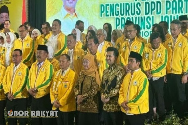 Surabaya, Obor Rakyat – Sekretaris Jenderal DPP Partai Golkar, Muhammad Sarmuji, secara resmi melantik pengurus DPD Partai Golkar Jawa Timur periode 2025–2030 yang dipimpin oleh Ali Mufthi, Jumat (25/7/2025).