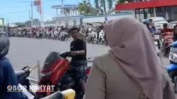 Wabup Situbondo Tinjau Antrean BBM di SPBU Kapongan, Pastikan Pasokan Aman
