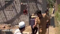 Gotong Royong Bangun Rumah Warga, Pemdes Grujugan Kidul dan Masyarakat Tunjukkan Kepedulian Sosial
