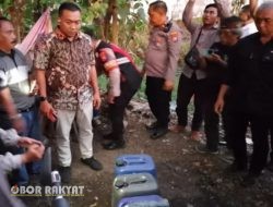 Bupati Situbondo Sidak SPBU, Temukan 26 Jeriken dan Dua Motor Pengimbal BBM