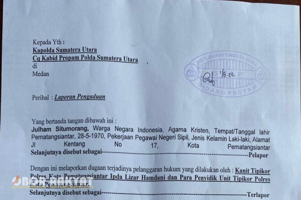 Pematangsiantar, Obor Rakyat – Kepala Dinas Perhubungan (Kadishub) Kota Pematangsiantar, Julham Situmorang, secara resmi melaporkan Kanit Tindak Pidana Korupsi (Tipikor) Polres Pematangsiantar, LH (inisial-red) ke Bidang Profesi dan Pengamanan (Propam) Polda Sumatera Utara.