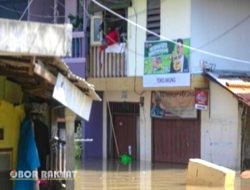 Hujan Deras Guyur Jakarta, Enam RT dan Satu Ruas Jalan di Jakarta Timur Terendam Banjir