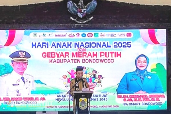 Bondowoso, Obor Rakyat – Pemerintah Kabupaten (Pemkab) Bondowoso resmi meluncurkan dua inovasi strategis untuk menekan angka perkawinan anak, yakni Program Semarak TPKK (Sekolah Masyarakat Anti Perkawinan Anak) dan Aplikasi SPEKAPAK (Sistem Pelaporan dan Edukasi Pencegahan Perkawinan Anak).