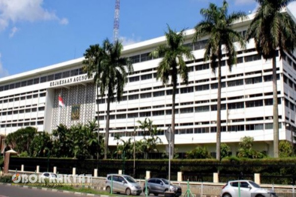 Jakarta, Obor Rakyat – Penyidikan dugaan korupsi proyek pengadaan laptop Chromebook di Kementerian Pendidikan, Kebudayaan, Riset, dan Teknologi (Kemendikbudristek) era Menteri Nadiem Makarim terus bergulir. Jaksa Agung Muda Tindak Pidana Khusus (Jampidsus) Kejaksaan Agung kini memperluas penanganan perkara hingga ke daerah-daerah di seluruh Indonesia.